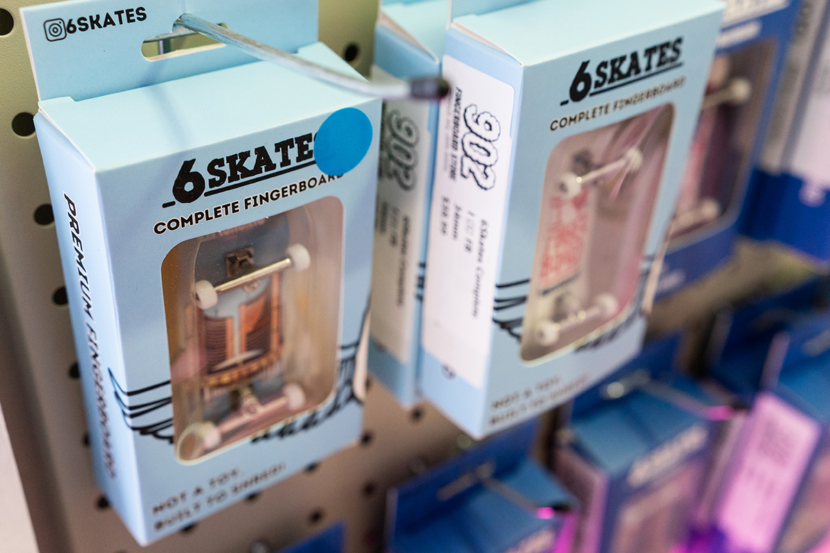 6Skates Complete fingerboard — ready to shred out of the box